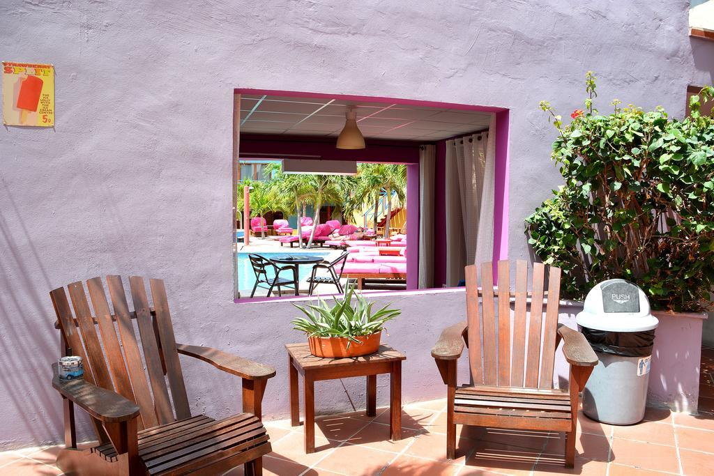 First Curacao Hostel Willemstad Exterior foto